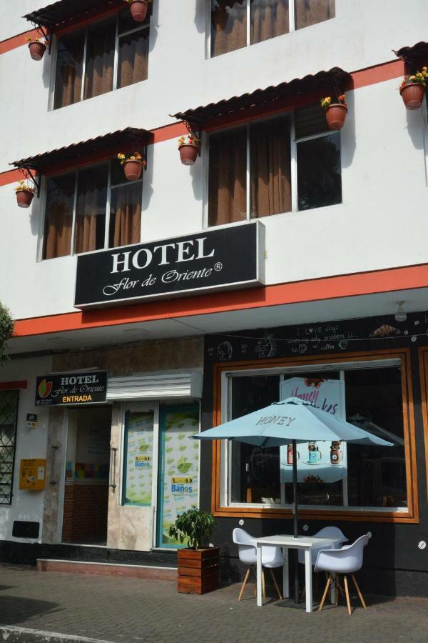 Hotel Flor De Oriente Baños Екстериор снимка
