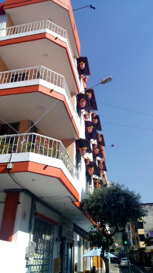 Hotel Flor De Oriente Baños Екстериор снимка