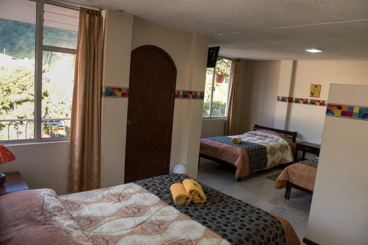 Hotel Flor De Oriente Baños Екстериор снимка